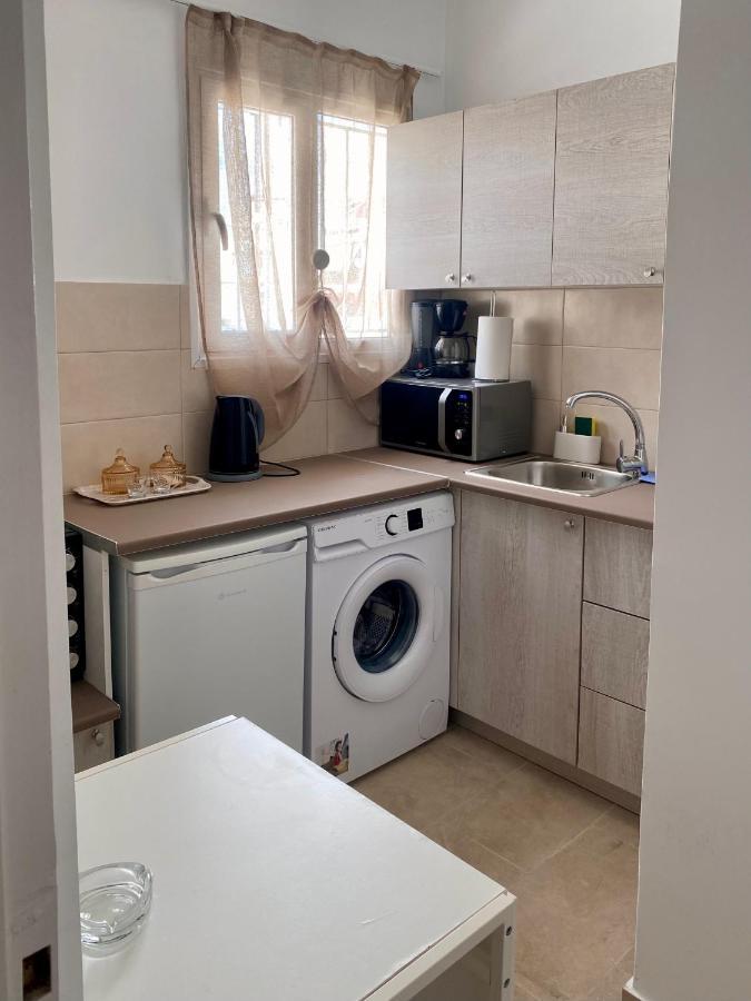 Apartment With Beautiful View Of Lycabettus Athènes Extérieur photo